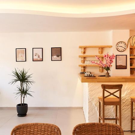 Audo Local Hotel Анталия Екстериор снимка