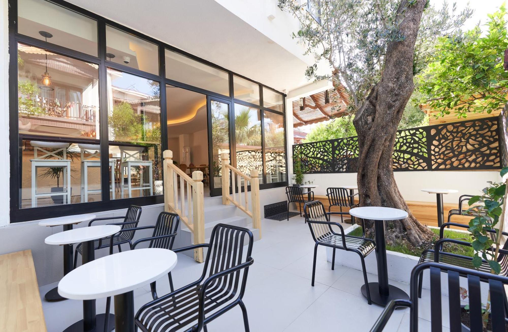 Audo Local Hotel Анталия Екстериор снимка