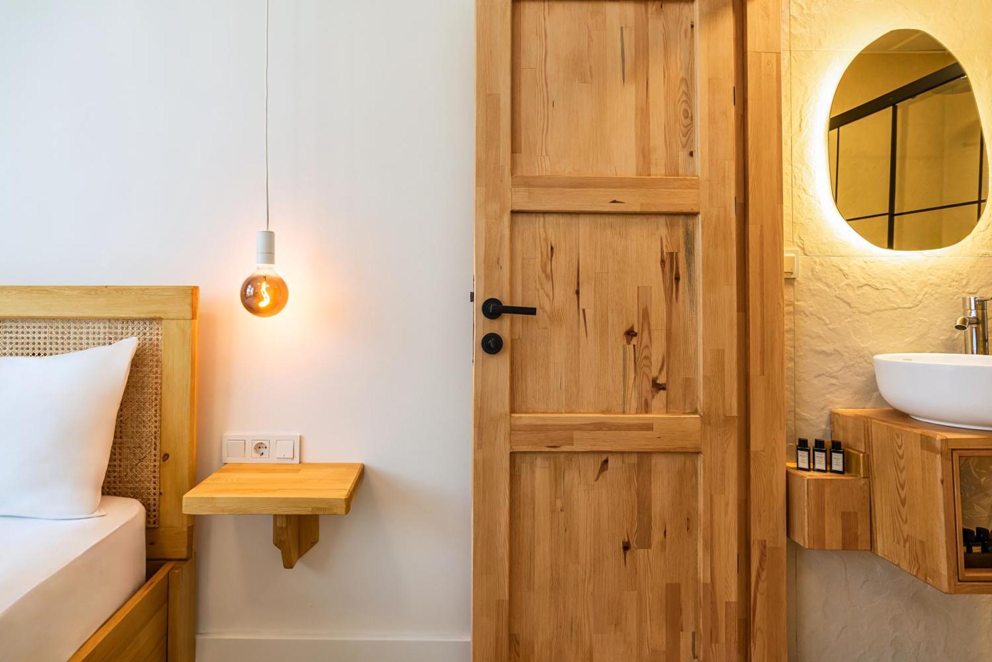 Audo Local Hotel Анталия Екстериор снимка