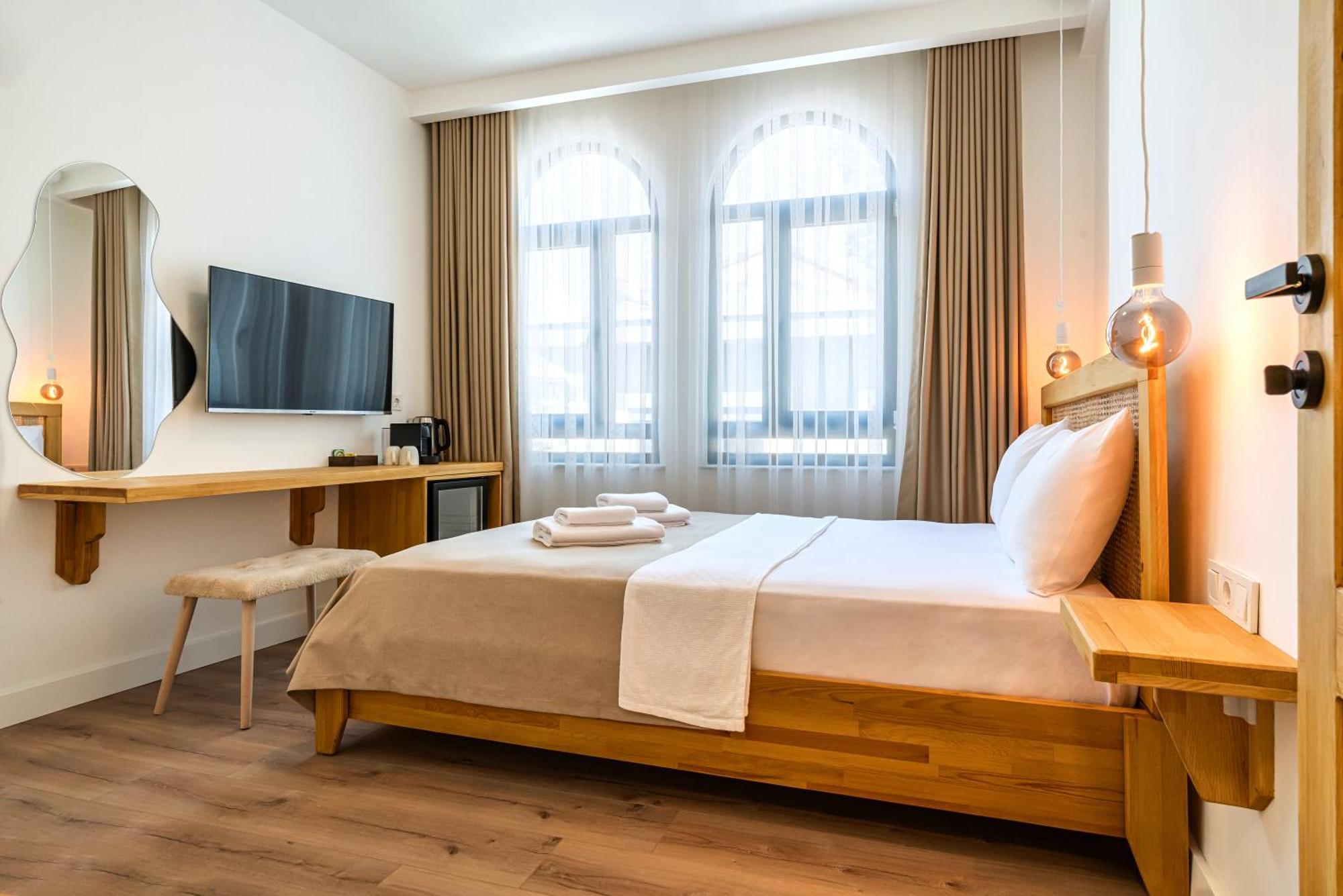 Audo Local Hotel Анталия Екстериор снимка