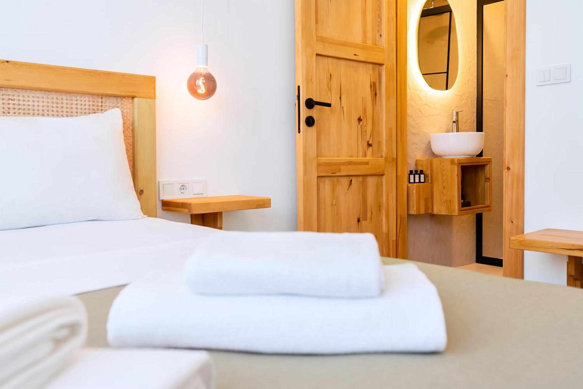 Audo Local Hotel Анталия Екстериор снимка