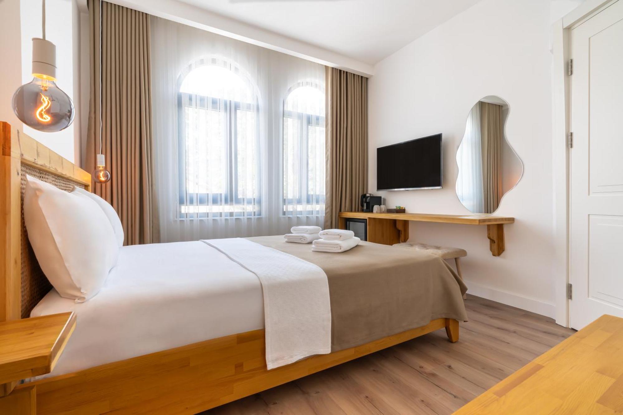 Audo Local Hotel Анталия Екстериор снимка