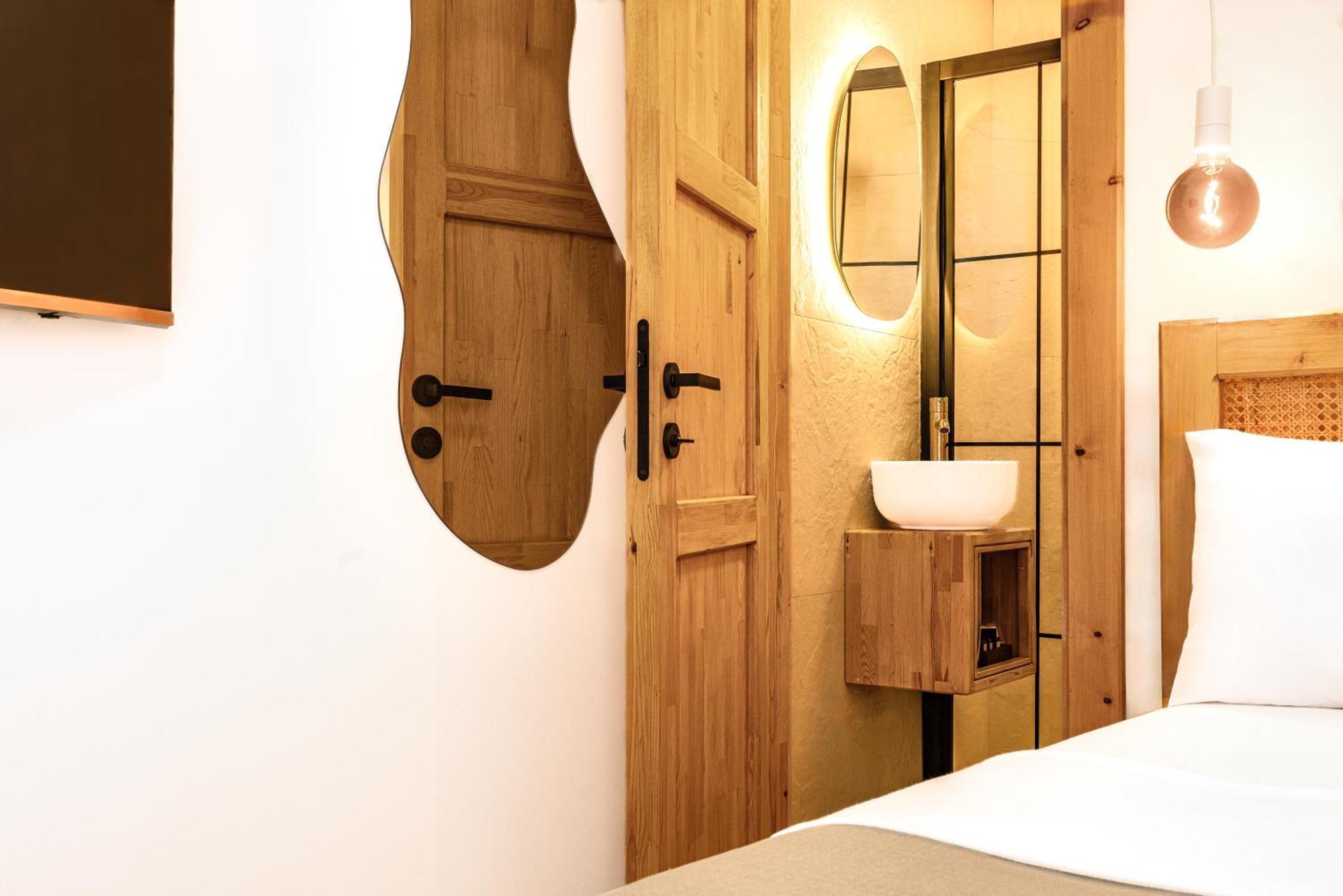 Audo Local Hotel Анталия Екстериор снимка