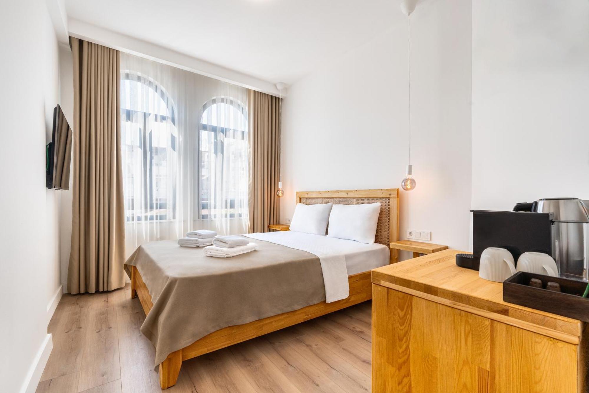 Audo Local Hotel Анталия Екстериор снимка