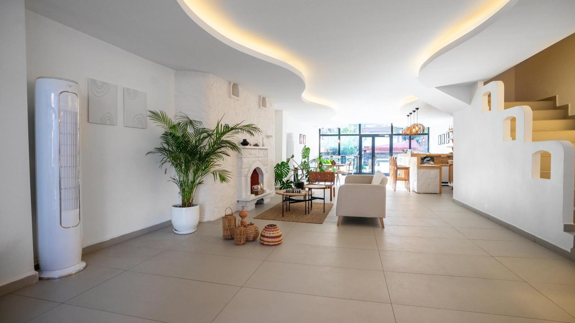 Audo Local Hotel Анталия Екстериор снимка